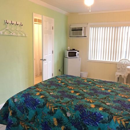 Seafarer Key Largo Resort And Beach Екстериор снимка