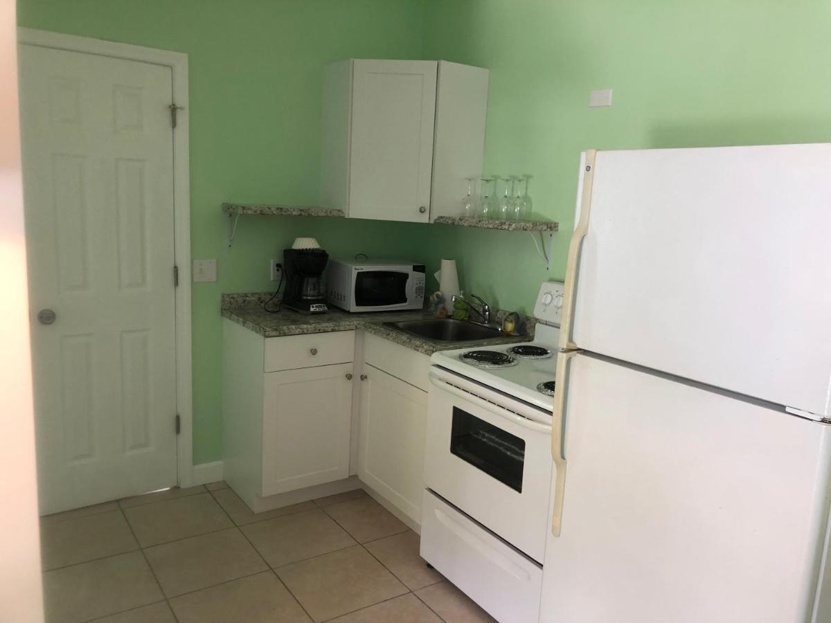 Seafarer Key Largo Resort And Beach Екстериор снимка