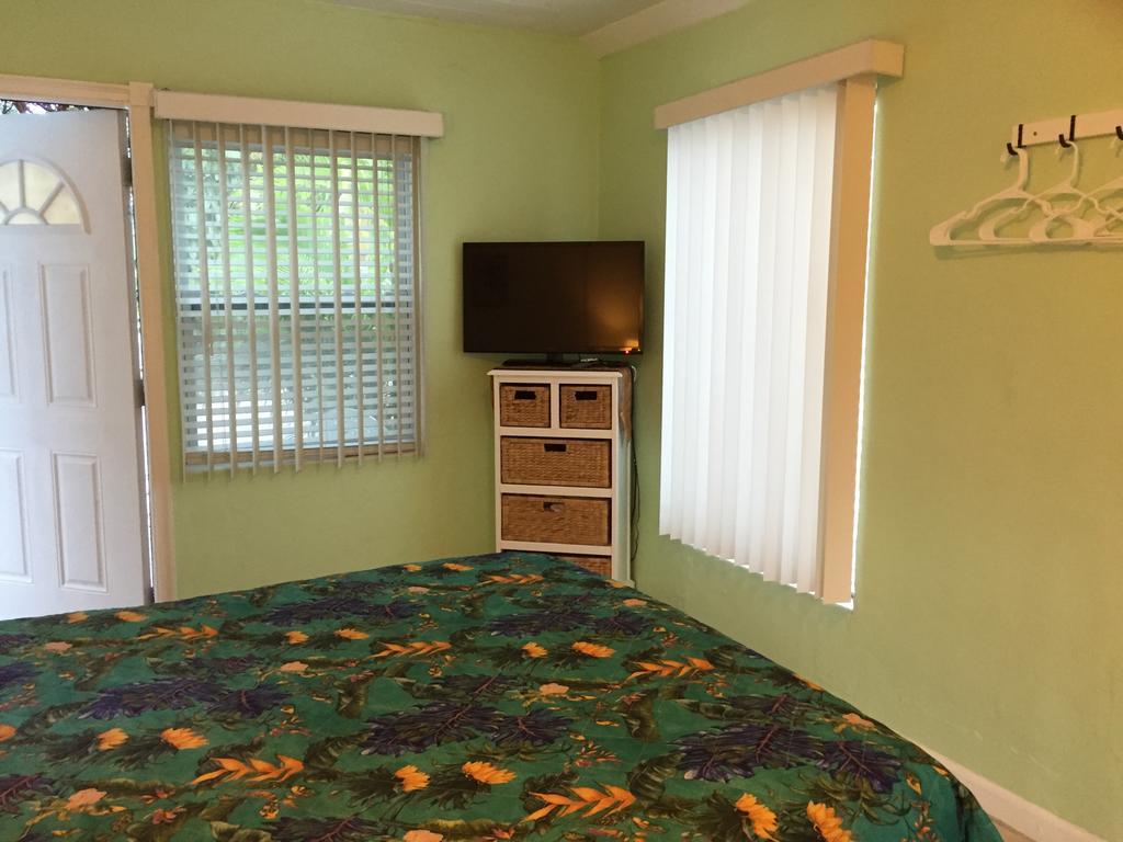 Seafarer Key Largo Resort And Beach Екстериор снимка